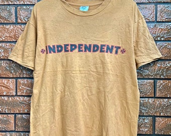 Vintage 80s OG Independent Skateboard Classic Logo Old Skates Belton Stedman T Shirt / Santa Cruz / 80s Skates T Shirt Size M