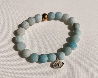 Evil Eye Perlenarmband: Matte Amazonit, Gold Charm