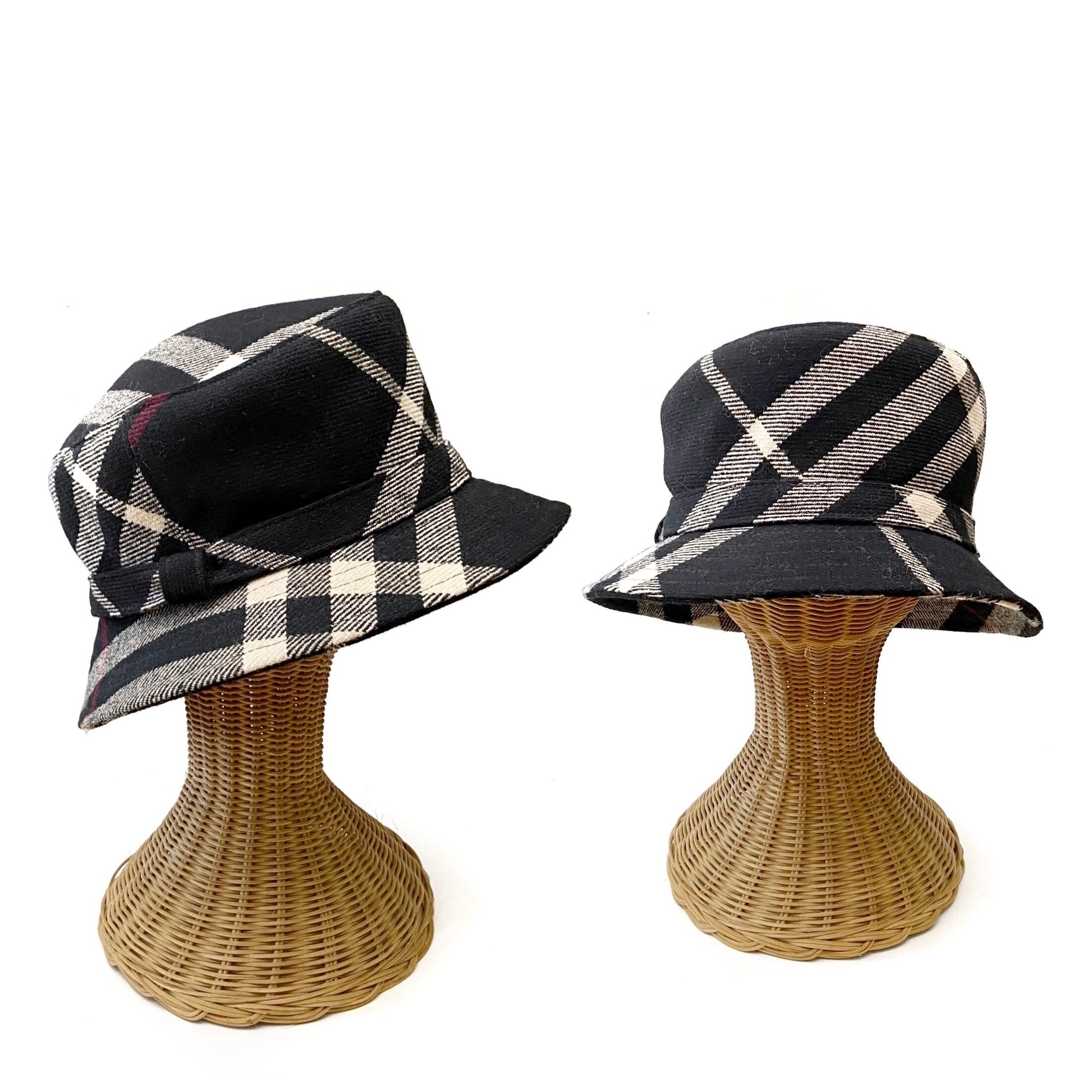 Vintage Burberry by Philip Treacy Womens Black Wool Nova  display picture 2