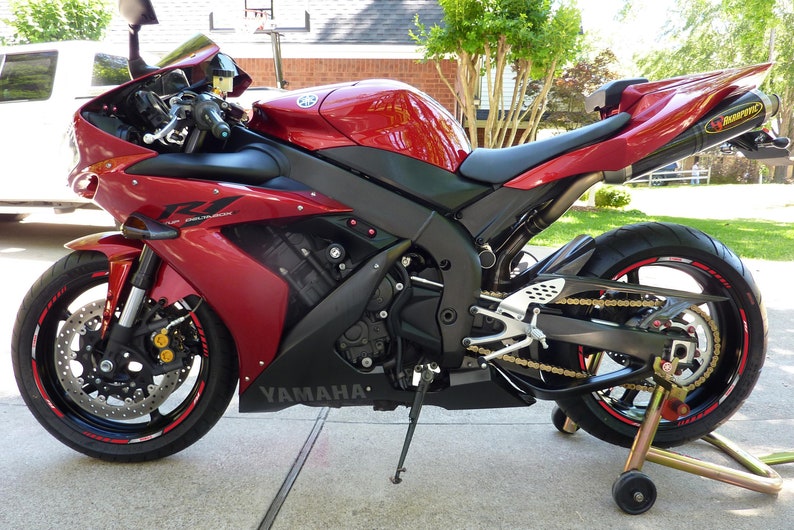 Ducati r1