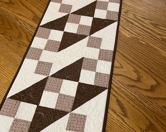 Quilted Table Runner, Brown, Taupe and Ivory, Jacob's Ladder Patchwork, Primitive, Farmhouse, Colonial