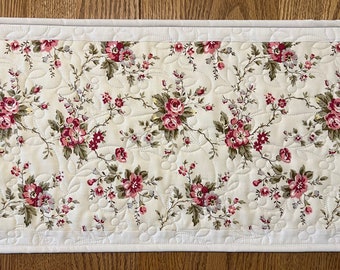 Small Quilted Table Runner, Cottage Roses