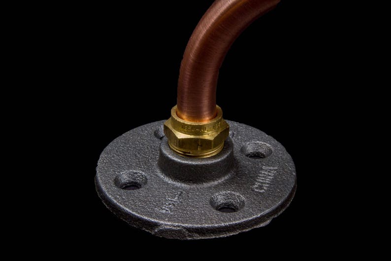 Copper Pipe Toilet Roll Holder image 3