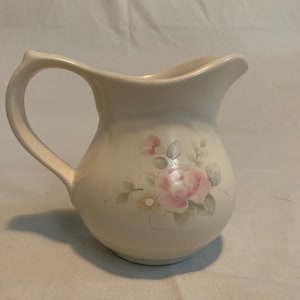 Vintage Pfaltzgraff Stoneware Tea Rose Creamer, Mexico 11oz