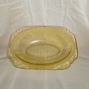 Vintage 1932-39 Yellow Depression Glass 10&quot; Oval Vegetable Madrid Amber by Federal Glass