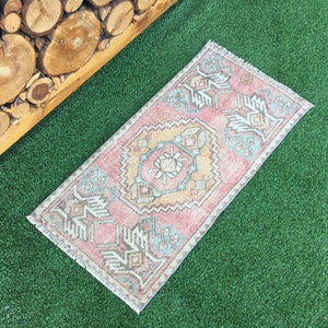 1&#39;6&quot;x3&#39; Vintage Turkish Small Oushak Rug,Distressed Low Pile Faded Turkish Mat Rug,Small Runners Rug,Bathroom Rug 2x3  Door Mat,Mats