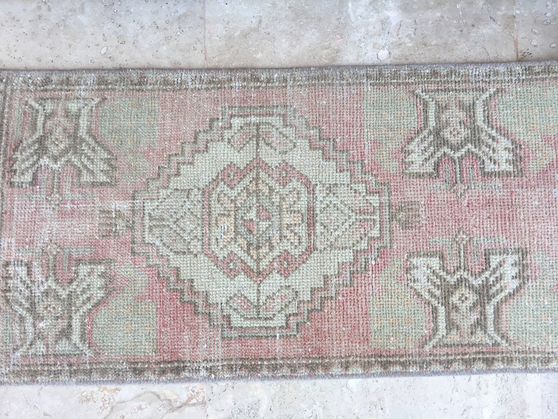 1/'5x2/'10 Small Turkish Rug,Vintage Oushak Faded Area Rug,Antique Turkish Carpet,Entry Rug,Home Floor Mat Rug,Oushak Mat Rug,Bathroom Rug
