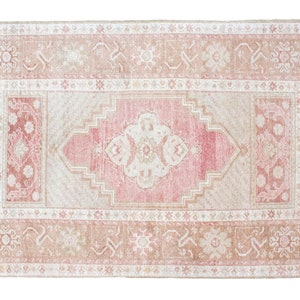 Vintage Oushak Turkish Rug, Handmade Small Wool Rug, Faded Pink Cream Green Rug, Bath Runner, Rustic Decor Outdoor Rug, Rare Gift 3.5x5.6 ft