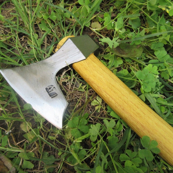 Forjado Hecho a mano 0,83 libras / 0,380 kg Estilo vikingo Acero Barbudo Cabeza de hacha en blanco Hacha para lanzar / Camping / Senderismo / Bushcraft / Herramienta de caza