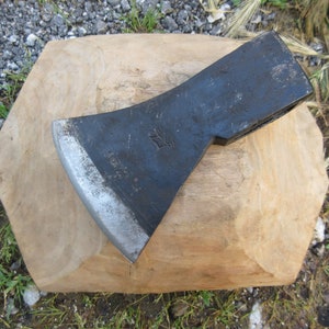 Vintage Old Rare German "Wörder & Pandel" 1,76 lbs / 0.800 kg Hand Forged Wrought Tomahawk Splitting Felling Axe Hatchet Woodsman Hand Tool