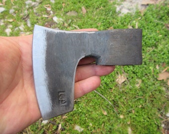 Cabeza de hacha vikinga con barba de acero forjado hecha a mano: hacha arrojadiza, herramienta de bushcraft