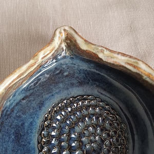 Handmade Ceramic Herb Grinder Bowl | Garlic & Ginger Grater Dish | Stoneware Kitchen Bowl | Handmade Pottery Kitchen Gift