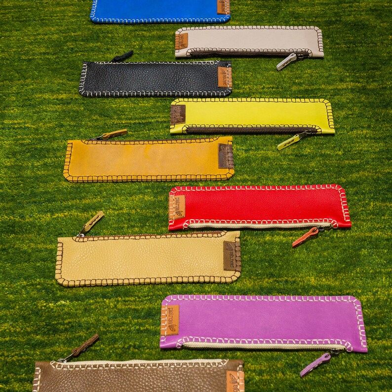 Minimalist old gold leather case