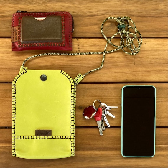 Ver en Etsy: Minimalist Shoulder Bag · Lime Green Leather · Small Summer Bag · Green Bag · Women's Bag · Handmade Bag Minimalist Shoulder Bag · Lime Green Leather · Small Summer Bag · Green Bag · Women's Bag · Handmade Bag