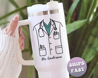Vaso de médico personalizado: regalo médico personalizado para médicos, enfermeras y profesionales de la salud.