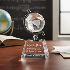 Personalized 6" Crystal Spinning Globe Award Statue, Custom Engraved Glass Award for Appreciation, Recognition, Retirement, World's Best imagen 1