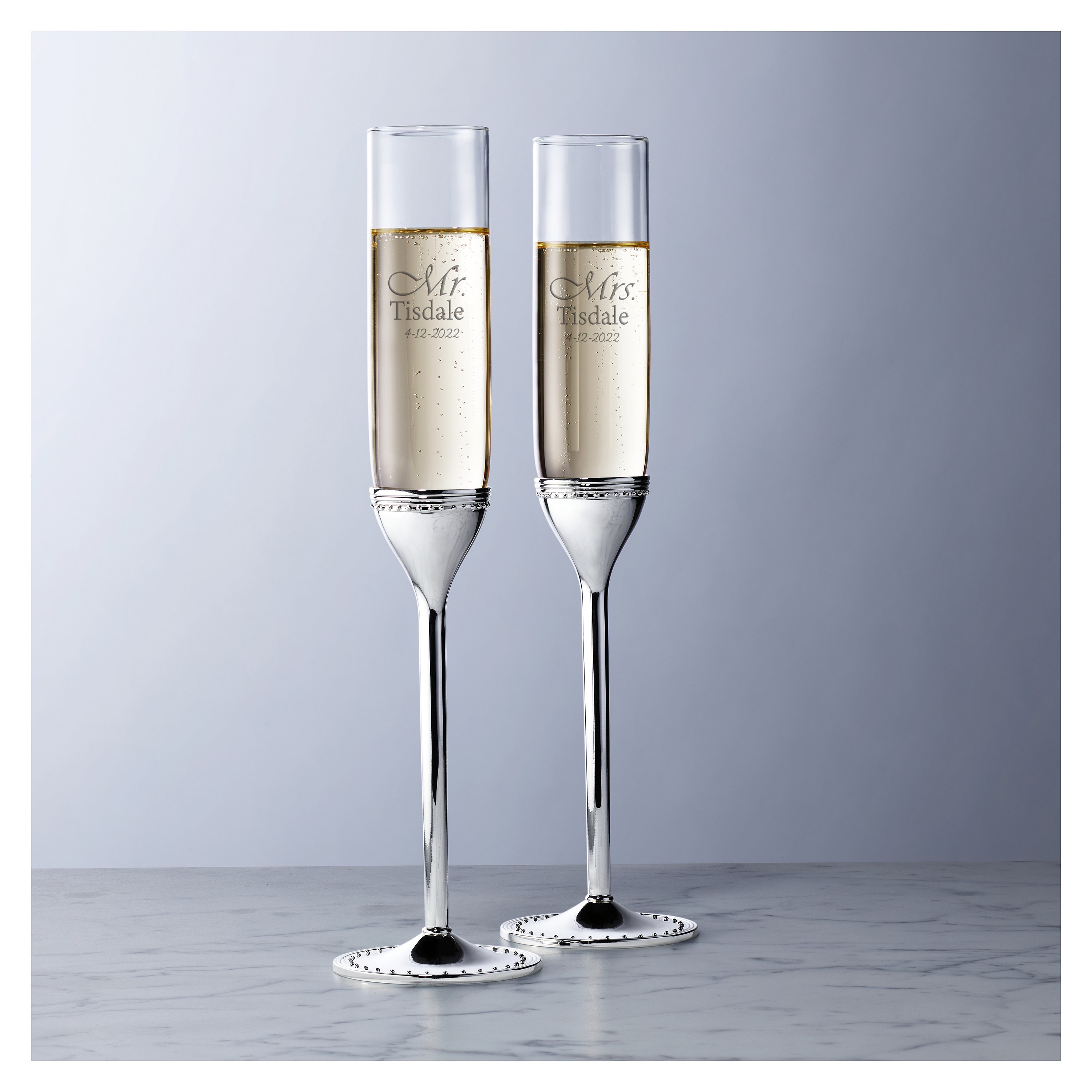 Vera Wang Infinity Toasting Flutes, Set of 2 – Happily Ever Etched