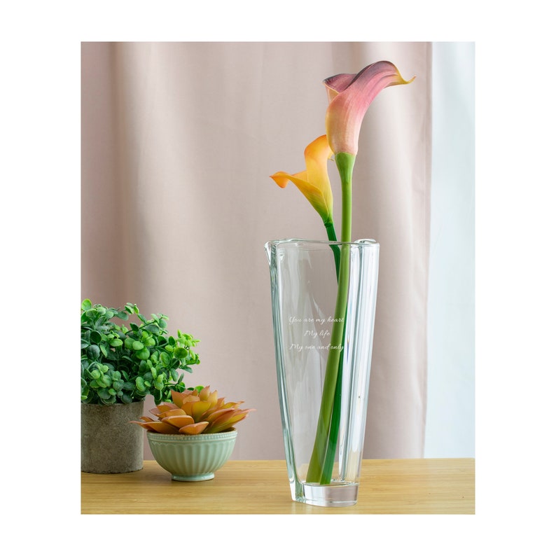 Orrefors Personalized Heart Vase Large, Custom Engraved Heart Shaped Romantic Crystal Vase for Flowers, Couples, Wedding and Anniversary afbeelding 10