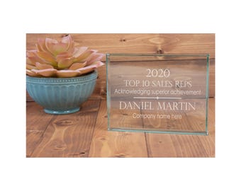 Ravanox Personalized 4.5" Jade Glass Paperweight, Custom Engraved Glass Paper Weight for Employee Recognition, Appreciation, Retirement