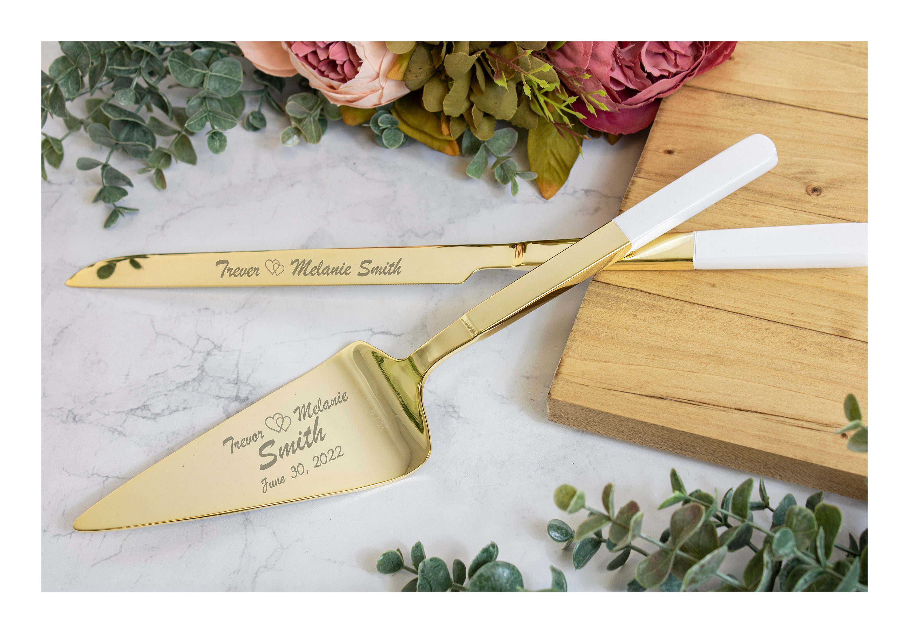 Kate Spade Personalized With Love Gold Wedding Cake Cutting Set / Cus…