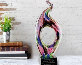 Ravanox Personalized 13 1/2" Twist Top Art Glass Award Statue, Custom Engraved Glass Sculpture for Appreciation, Recognition