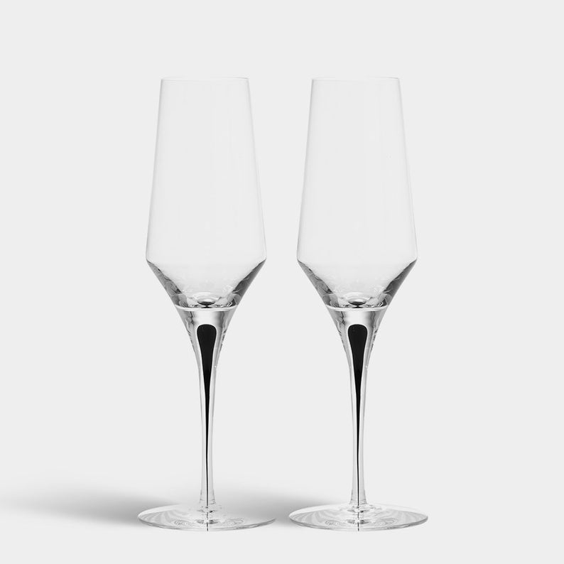 Copas de champán personalizadas Orrefors Metropol para boda / Juego de 2 copas de champán de cristal de 9 oz con grabado personalizado para novios imagen 8