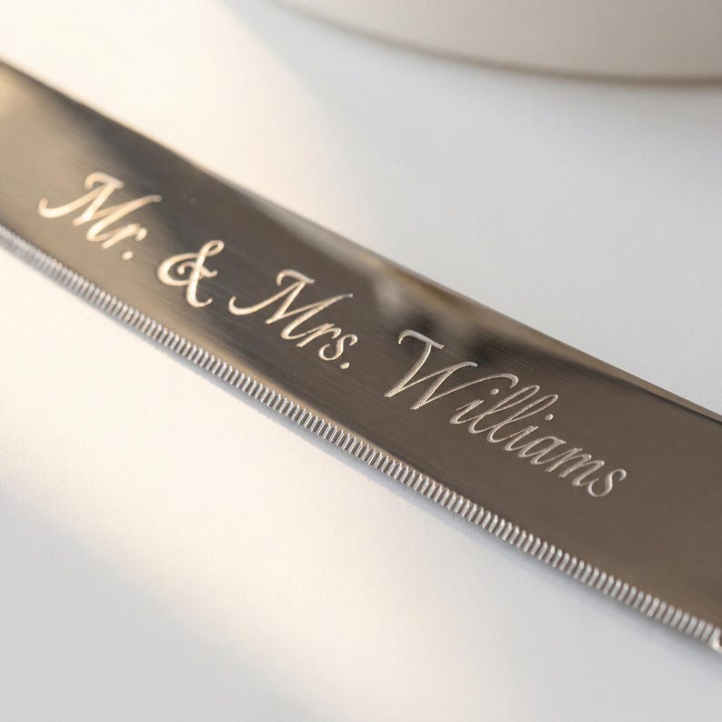 Vera Wang Personalized Love Knots Silver Wedding Cake Cutting Set, Custom Engraved Wedding Cake Knife and Server Set for Bride and Groom Bild 9