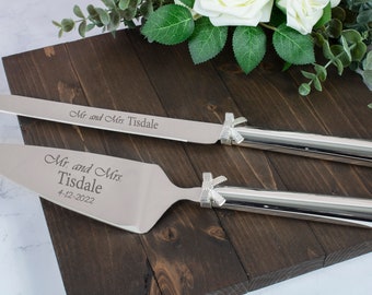 Kate Spade Grace Ave Silver Personalized Wedding Cake Cutting Set, Custom Engraved Wedding Cake Server Set with Cake Knife and Server