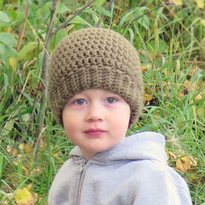 Quick and Easy Brimmed Beanie Crochet Pattern for Men and Boys