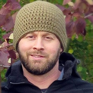 Quick and Easy Beanie Crochet Pattern for Men image 3