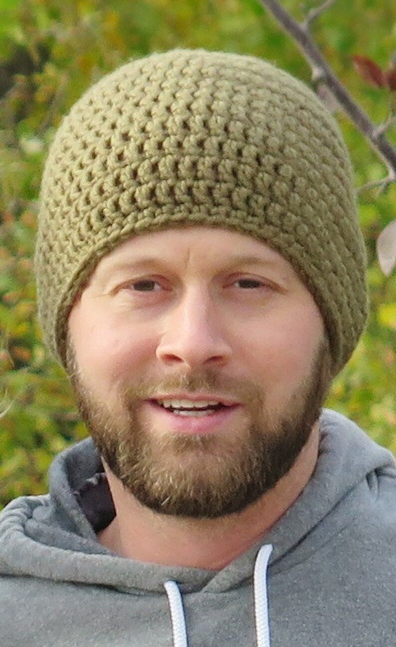 Quick and Easy Beanie Crochet Pattern for Men image 2