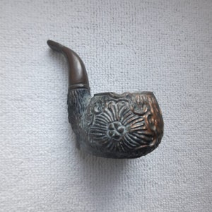 Vintage pipe ashtray / Tobacco collectibles / Heavy ashtray