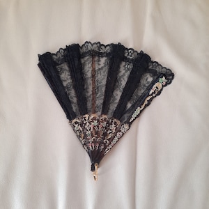 Black Fabric Bamboo Ribs Hand Held Chinese Fan