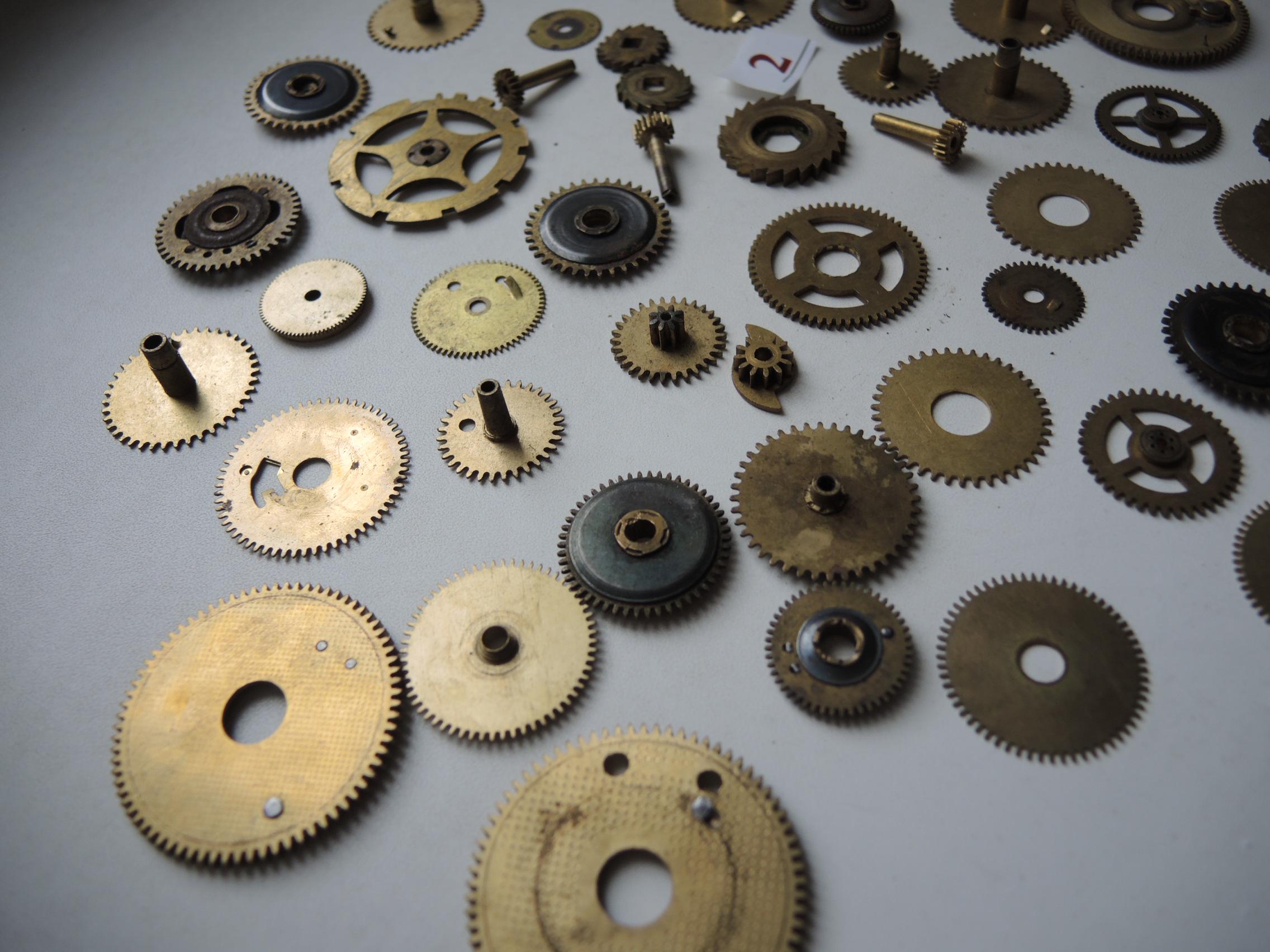 Lot of 50+ Vintage Alarm Clock Gears Knobs / Clock Parts / Steampunk ...