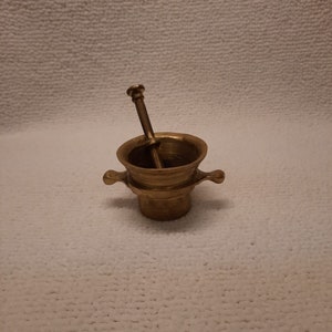 Vintage Brass Heavy Apothecary Pestle / Mortar
