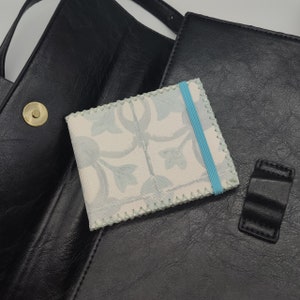 Blue card holder / Sustainable card holder / Recycled card holder / Eco card holder / minimalist card holder / compact card holder / unisex card holder