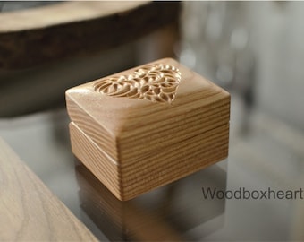 Marry me box Proposal ring box Wedding ring box Engagement ring box Wooden ring box Ring storage box Heart shape