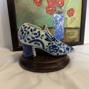 Vintage China Shoe,Decorative Shoe,Blue and White China Shoe,Victorian Style China Shoe,Cobalt Blue and White Shoe,Collectible Shoe