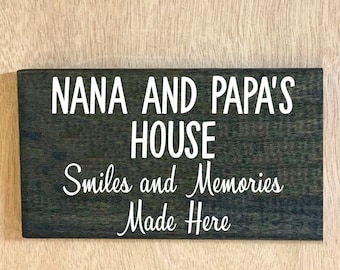 Nana and Papa's House Sign/ Grandparent sign/ Grandparent Gift/ House Decor/ Personalized Sign/ Mothers Day/ Fathers Day/ Christmas Gift