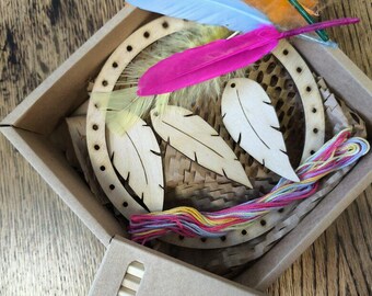 DIY Dream Catcher Kit / Craft Creative Activity Set / Kids Perfect Present / Catch your dreams