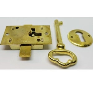 SMALL POLISHED BRASS Flush Mount Lock Set Kit Plated cupboard chest trunk desk drawer key hole cover