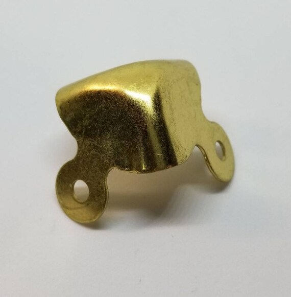 LARGE Trunk Corner D4434