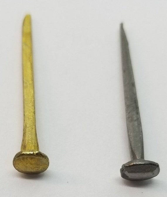 Antique Old Shingle 1 3//4/" Decorative Nails Tacks Cut Nail Trunk Restore