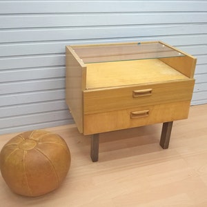 Bedside table 60s vintage chest of drawers *ash broedel* make your own project with pimp-factory.de