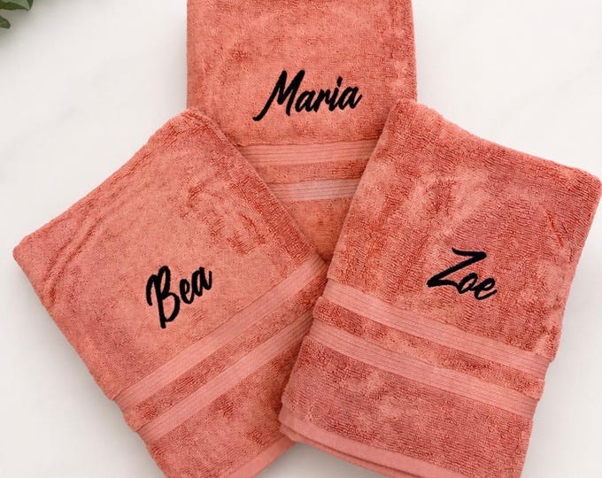 Monogrammed Towel, Personalized Towels for College, Custom Embroidered Towel, Wedding Gift, Housewarming Gift