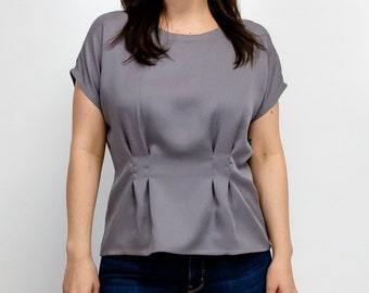 The Jacky top in grey tencel twill