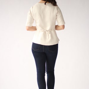 The Julie top in ivory herringbone bamboo image 4