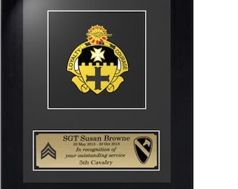 Insignia de unidad enmarcada