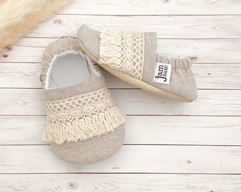 LINEN and FRINGE baby booties, slippers, crib shoes, soft sole, moccasins, baby shoes