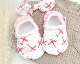 Pink Airplane Baby Booties: Soft Sole Moccasins